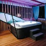 Sea House Pool & Jacuzzi, Bikes, Sup - Privilege Point & *