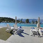 Sea House Pool & Jacuzzi, Bikes, Sup - Privilege Point &