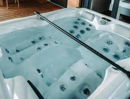 Sea House Pool & Jacuzzi, Bikes, Sup - Privilege Point & *