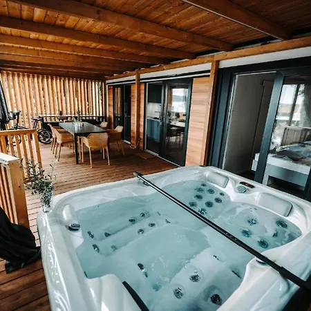 Sea House Pool & Jacuzzi, Bikes, Sup - Privilege Point &