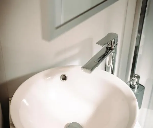 Sea House Pool & Jacuzzi, Bikes, Sup - Privilege Point & סלצה