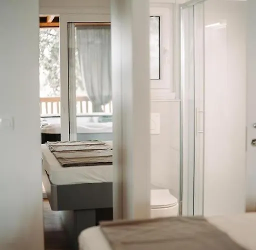 Sea House Pool & Jacuzzi, Bikes, Sup - Privilege Point & סלצה